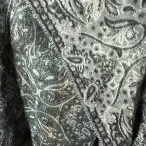 Paisley Patterned Scarf
